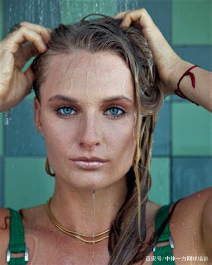 帶領球隊奪 帶領球隊奪